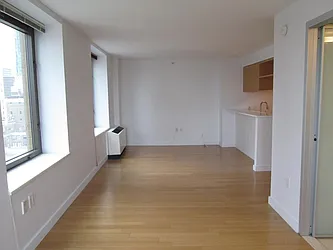 Rented by RELO REDAC INC.