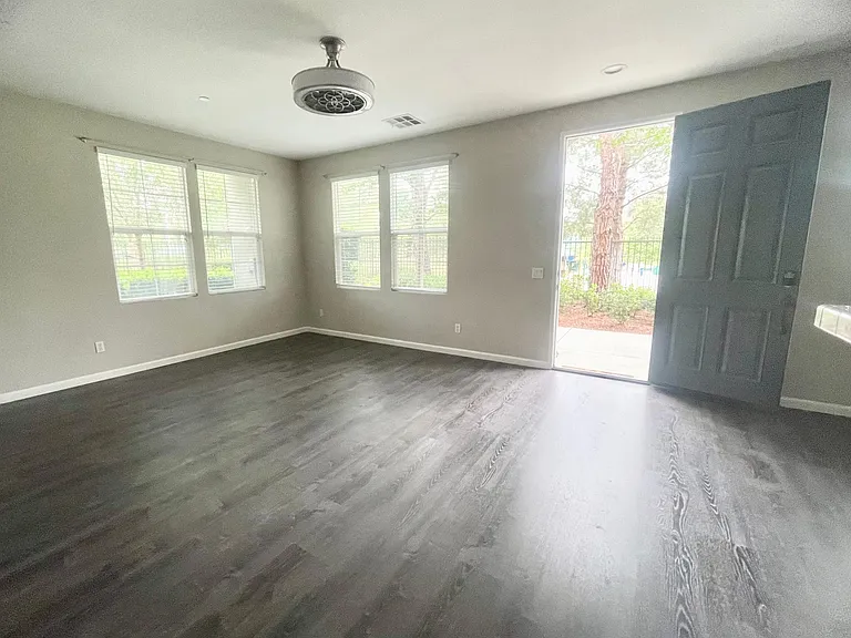 27237 Riverview Ln — Photo 14