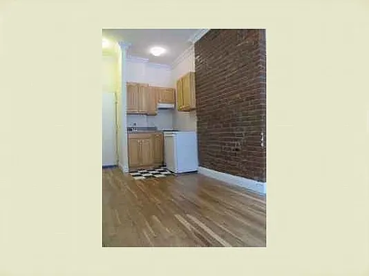 Rented by Stribling | media 10