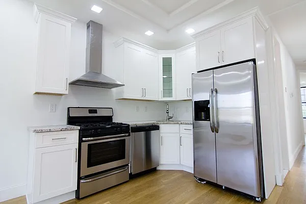 Rented by Coda Real Estate NYC | media 12