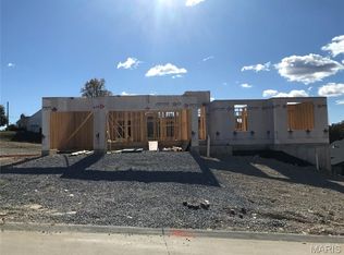 1604 Sugar Creek Dr, Festus, MO 63028