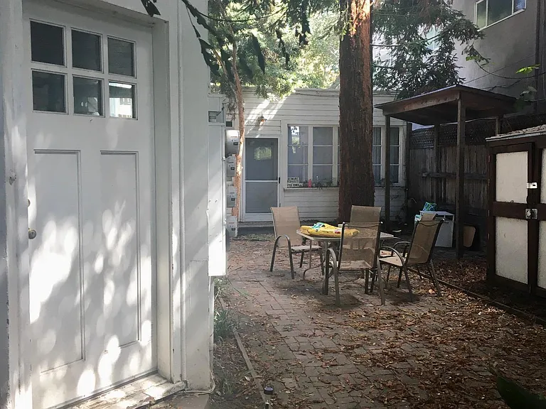 5254 Claremont Ave — Photo 4