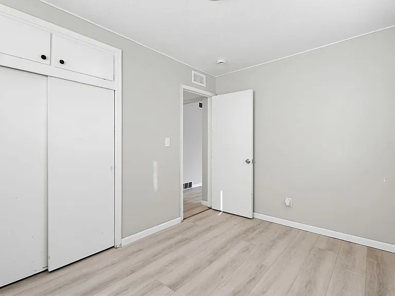 14921 Myola Ave — Photo 16