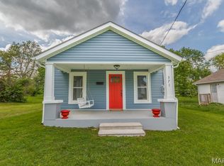 371 Oak St, Lebanon, MO 65536