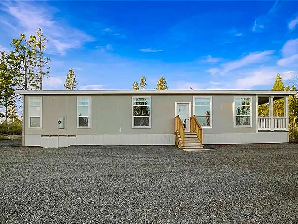 13734 Ferguson Dr