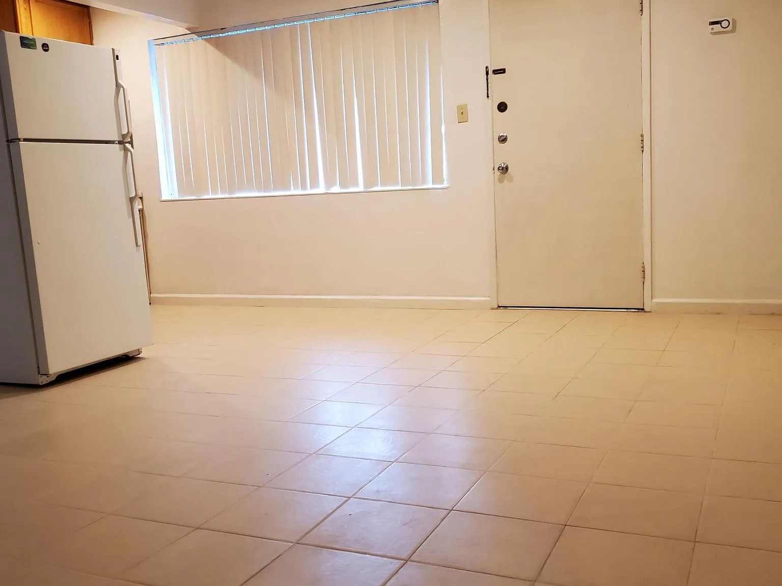 Studio, 400 sqft, $2,195 — Photo 4