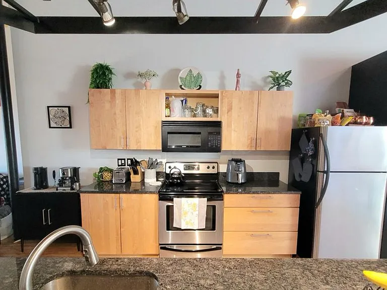 222 S Washington Sq #3 — Photo 6