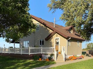 3068 285th St, Hopkinton, IA 52237