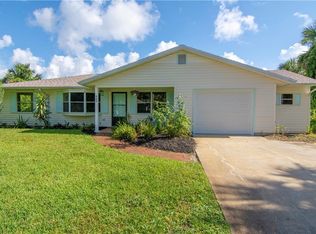 462 Orange Ave, Sebastian, FL 32958