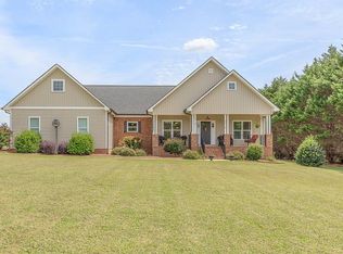 2015 Smokerise Dr, Dalton, GA 30721