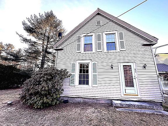 2nd image of 716 Empire Rd #1