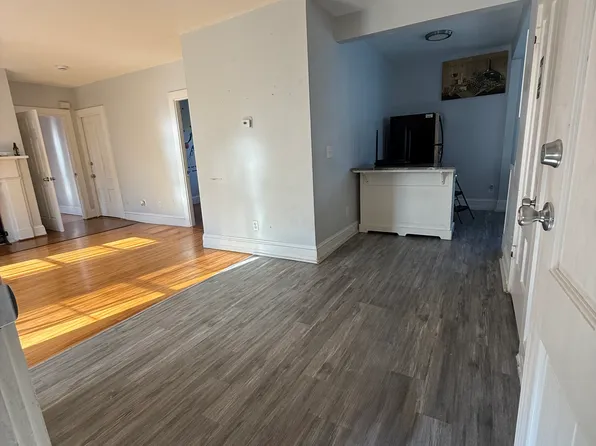 54 Sycamore St #2, New Bedford, MA 02740