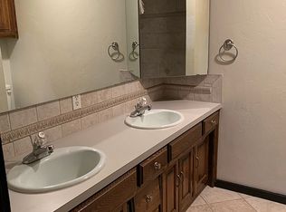 701 F Ave, Kremlin, OK 73753