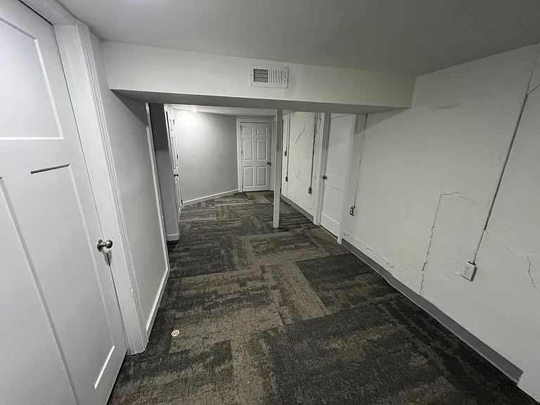 216 Craig Ave — Photo 3