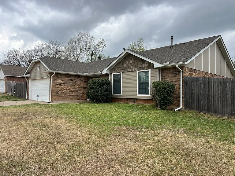 8113 Cinnamon Teal Dr — Photo 1