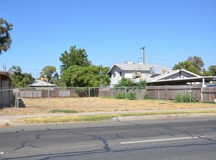 230 NW 2nd Ave, Visalia, CA 93291