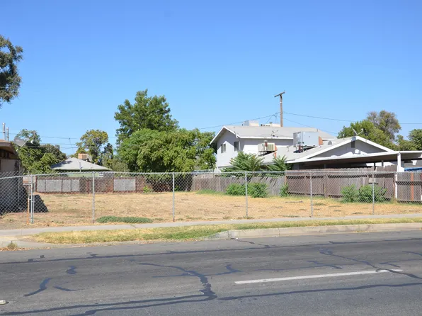 230 NW 2nd Avenue, Visalia, CA 93291
