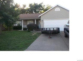 144 Winding Woods Dr, O'Fallon, MO 63366