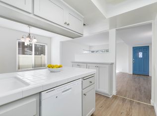 1138 N Valley St, Burbank, CA 91505