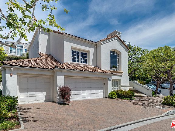 3rd image of 11803 Folkstone Ln