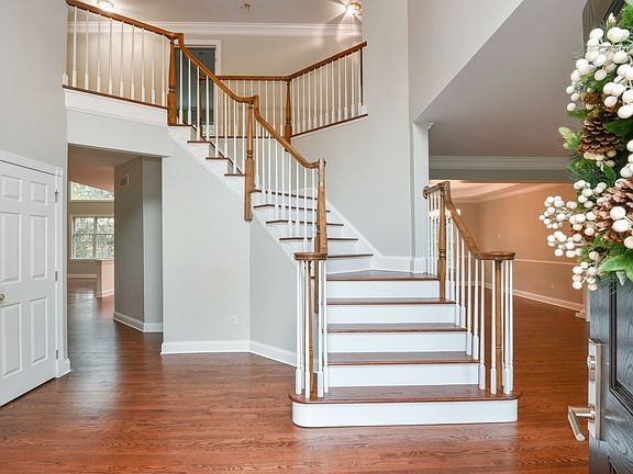 2nd image of 84 Dimond Ave