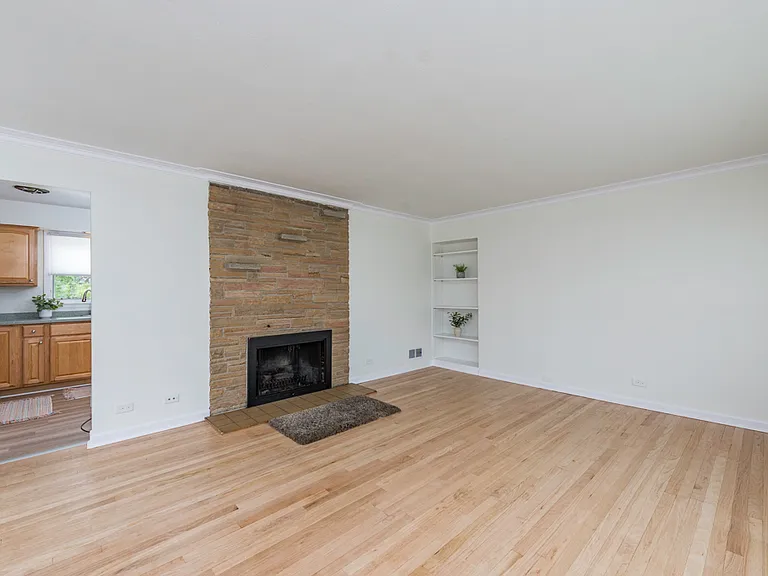 2932 Bethel Blvd — Photo 2