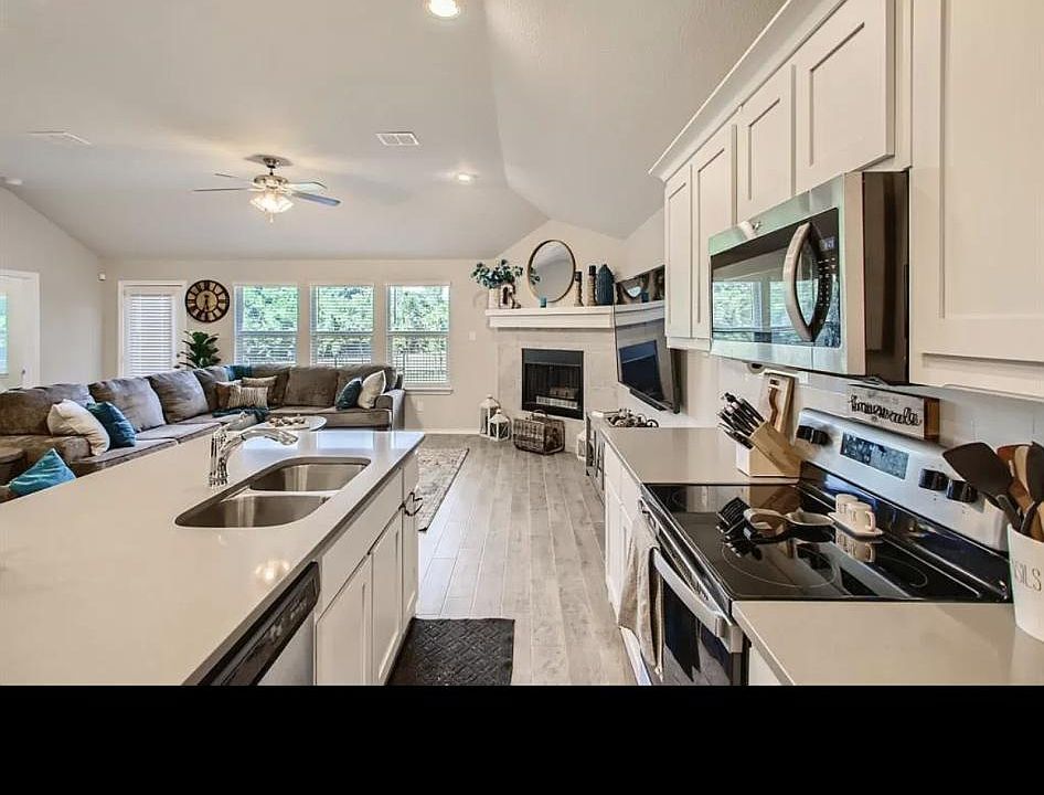 3304 Maroon Creek Rd, Aubrey, TX 76227 Zillow