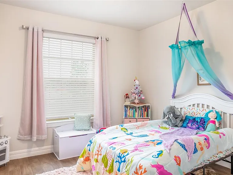 13877 Carlow Park Dr — Photo 4
