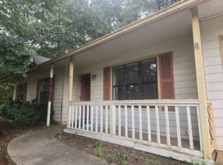 139 River Oaks Dr, Woodstock, GA