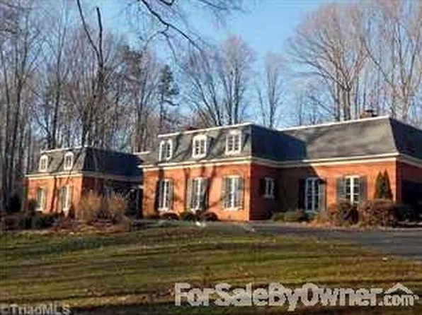 615 Indian Wells Cres, Lexington, NC 27295