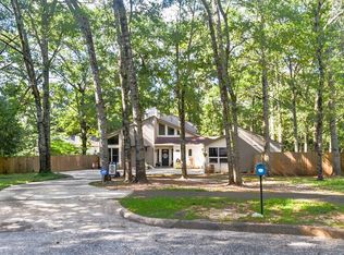 1901 Oakleaf Ct, Mobile, AL 36609