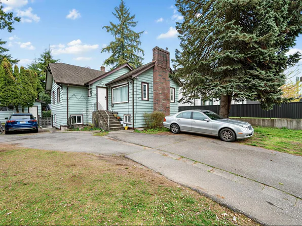 1333 Smith Ave, Coquitlam, BC V3J 2Y1