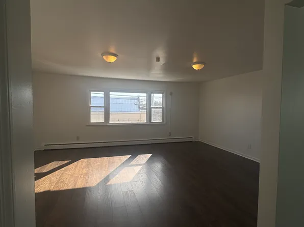 121 Garfield Ave #3, Jersey City, NJ 07305