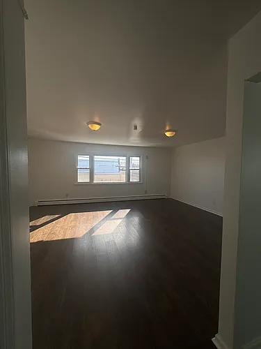 121 Garfield Ave #3 Photo 1