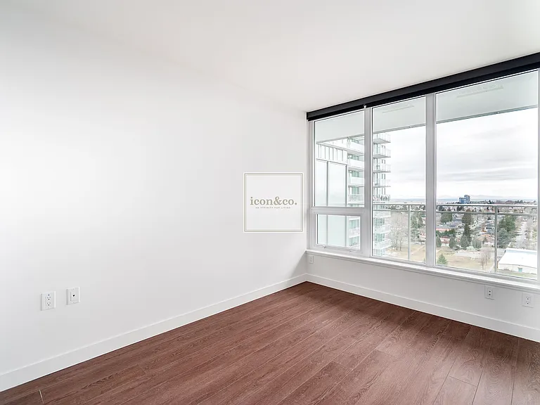 455 SW Marine Dr #3 — Photo 18