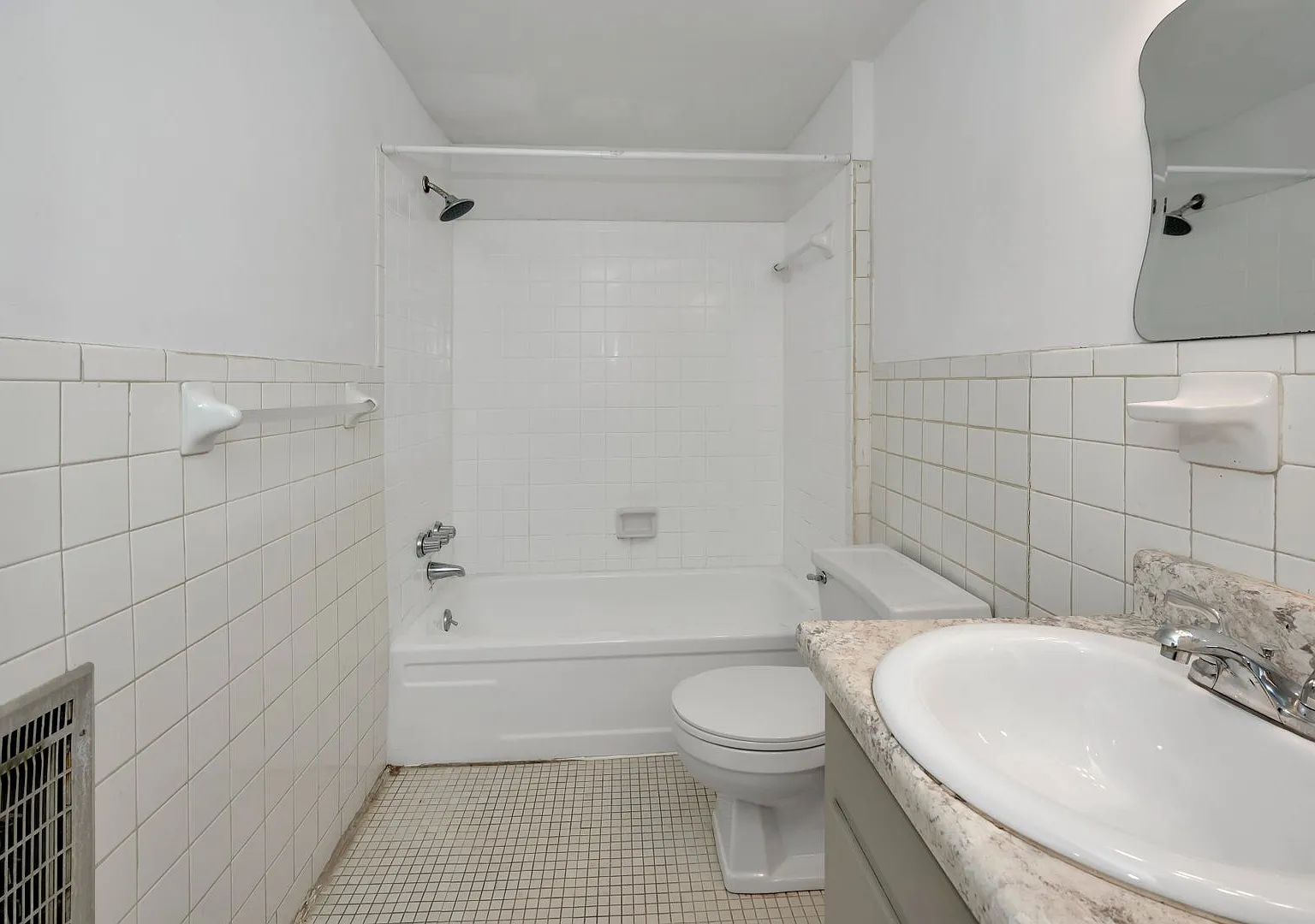 Monette — Photo 3