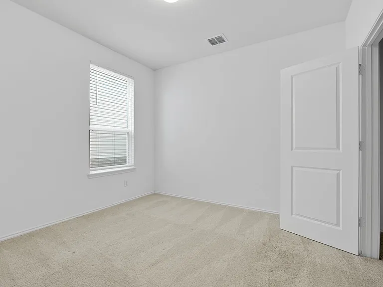 10310 Lady Bird — Photo 7
