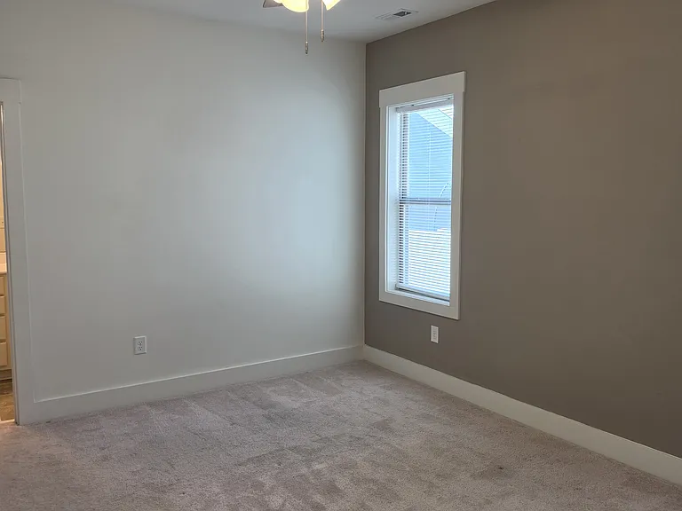 6260 Taylor Rd — Photo 5
