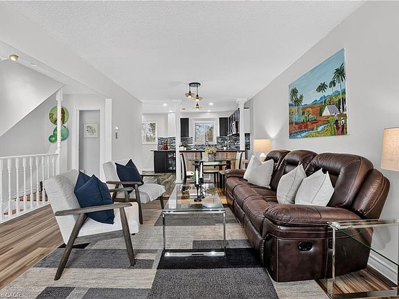 5th image of 6 Ellerslie Rd