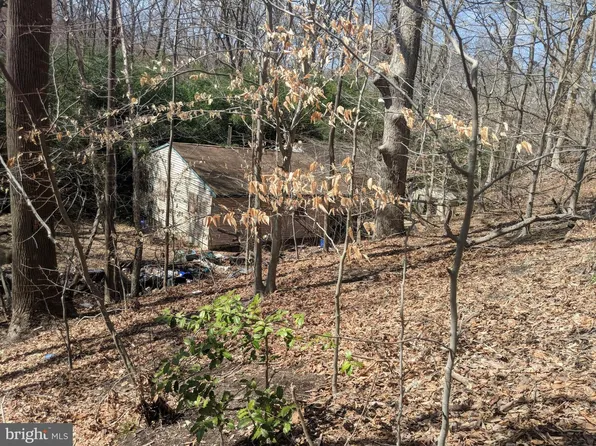 42 Mill Creek Rd, Mount Holly, NJ 08060