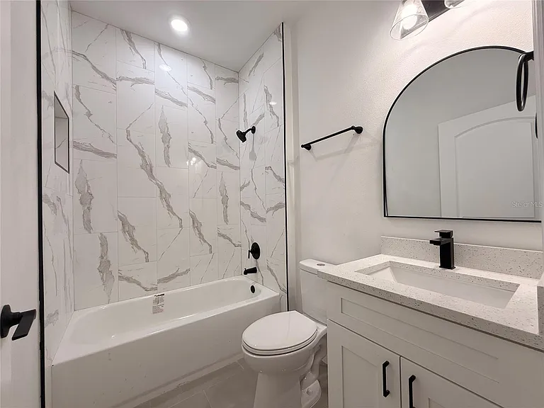 1251 Scottish St SW — Photo 21