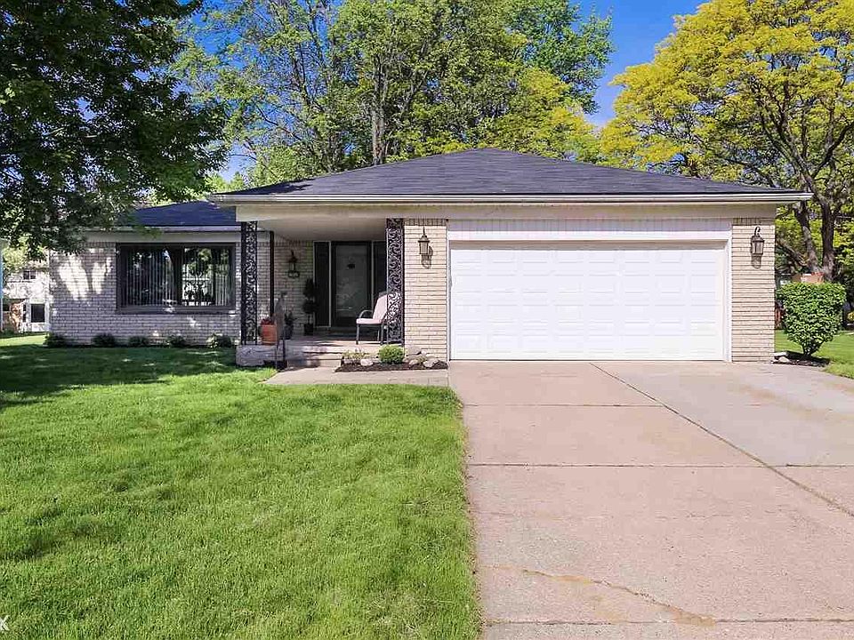 1st image of 19249 Eldridge Ln