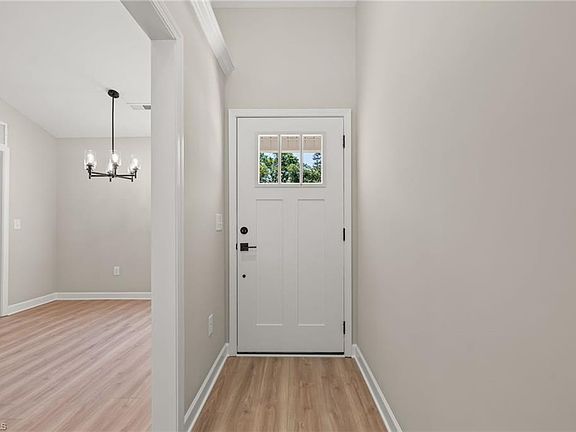 2nd image of 134 Hewes St