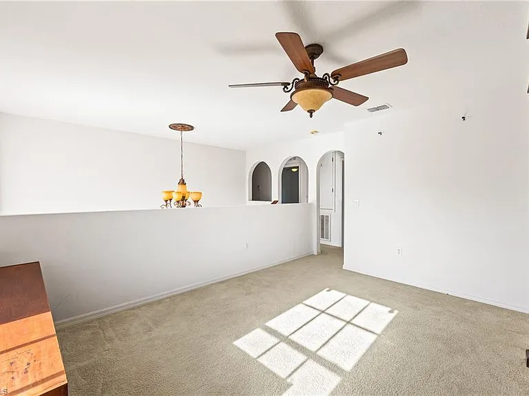 312 Lenz Ave S — Photo 10