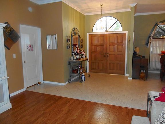 3rd image of 8897 Banyan Cove Cir