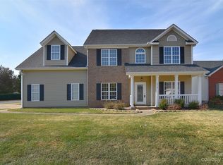 5919 Patricia Ryan Dr, Charlotte, NC 28216