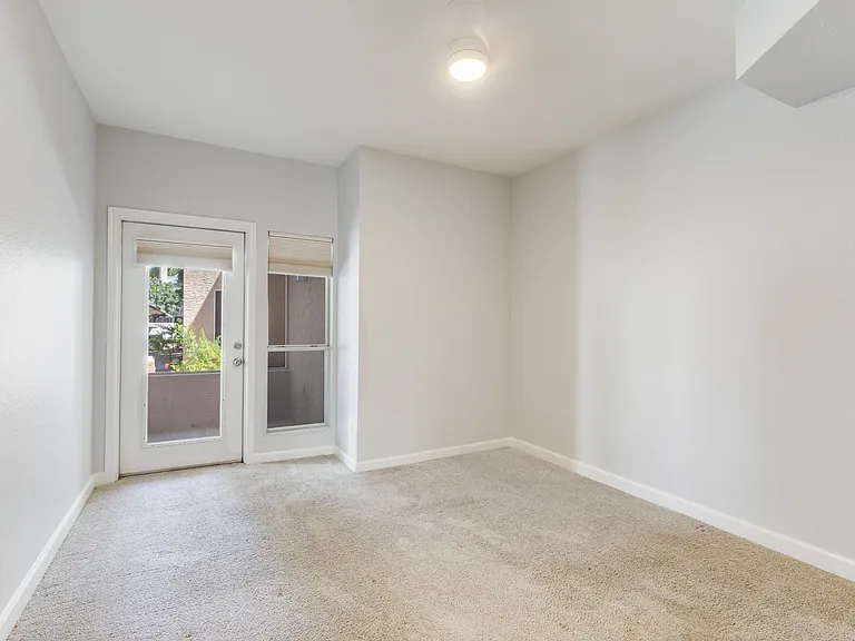 101 N 7th St #149 — Photo 28