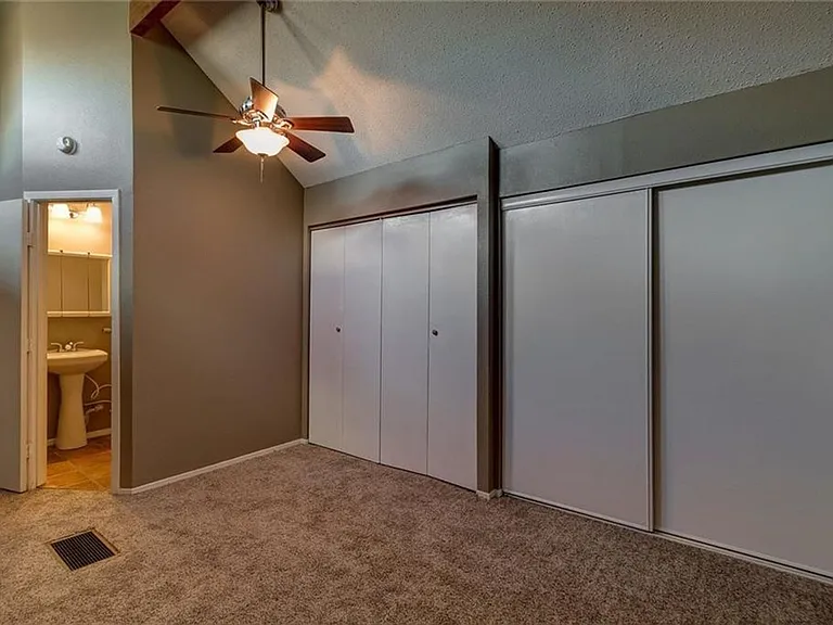 2714 Nueces St #203 — Photo 17