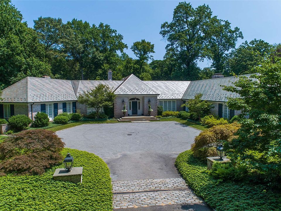 12 The Courtyard, Locust Valley, NY 11560 Zillow