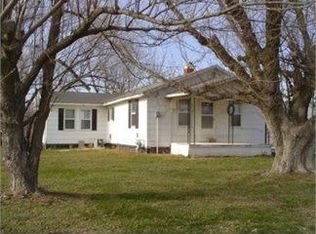 1327 County Road 1220, Moberly, MO 65270